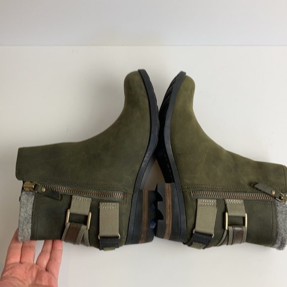 Sorel | Lolla Leather Waterproof Boots Peat Moss Green Olive - Picture 13 of 16